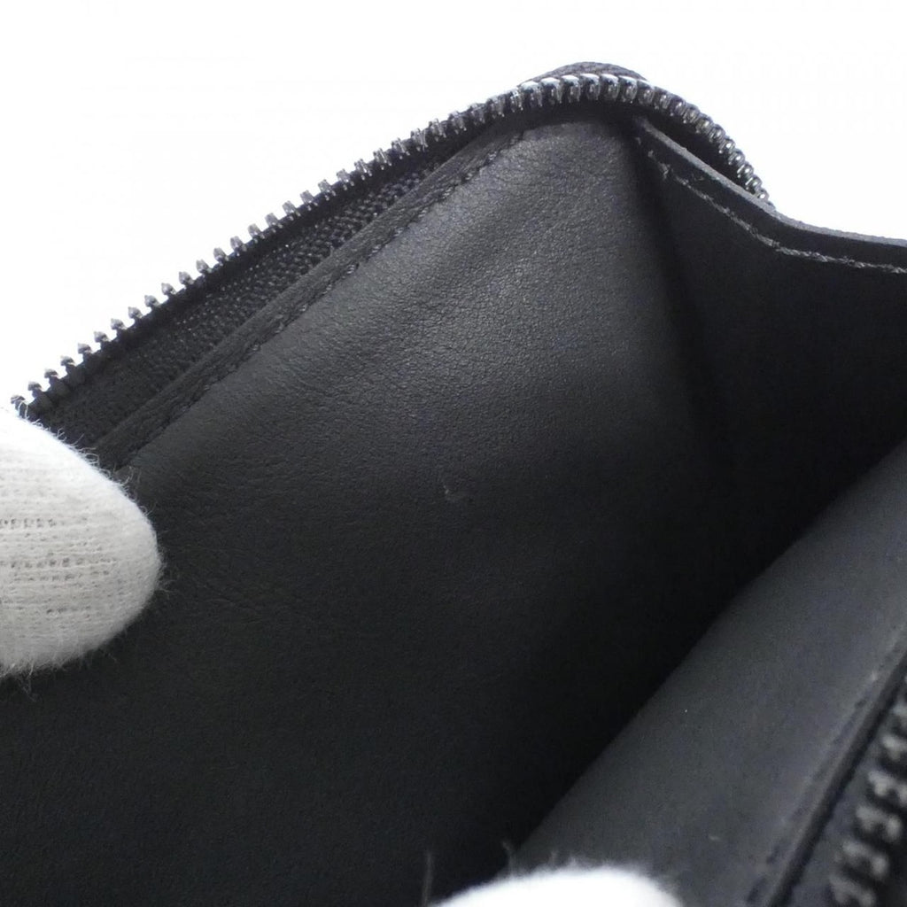 Louis Vuitton Taurillon Monogram Portefeuille Pilot Wallet — view 8