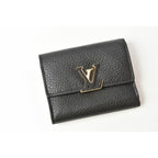 Louis Vuitton Wallet Portefeuille Capucines XS Taurillon Noir — view 2