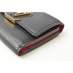 Louis Vuitton Wallet Portefeuille Capucines XS Taurillon Noir — view 4