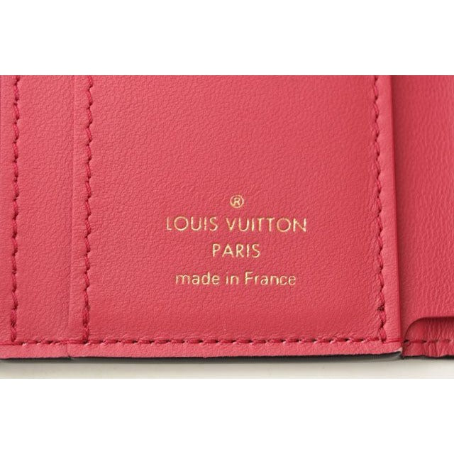 Louis Vuitton Wallet Portefeuille Capucines XS Taurillon Noir — view 6
