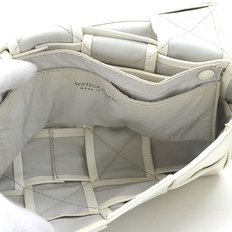 Bottega Veneta Body Bag Waist Cassette — view 5
