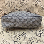 Gucci Shoulder Bag GG Supreme Crossbody Business Travel — view 4