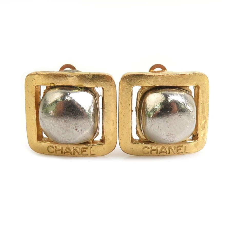 Chanel Earrings Gold