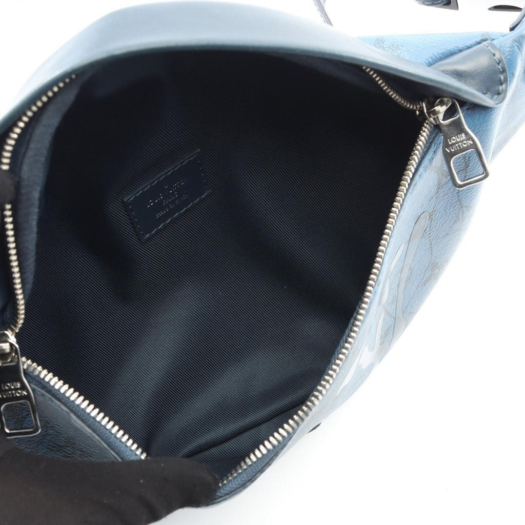 Louis Vuitton Waist Bag Body Discovery Bum Monogram Aqua Garden — view 3