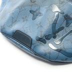 Louis Vuitton Waist Bag Body Discovery Bum Monogram Aqua Garden — view 8