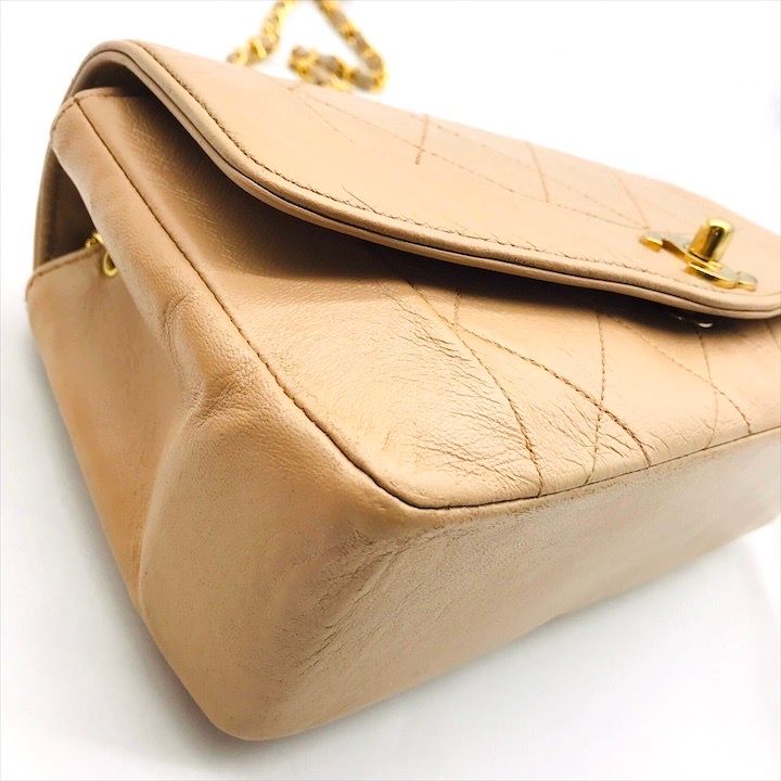Chanel Diana Quilted Lambskin CC Logo Shoulder Bag Beige — view 5