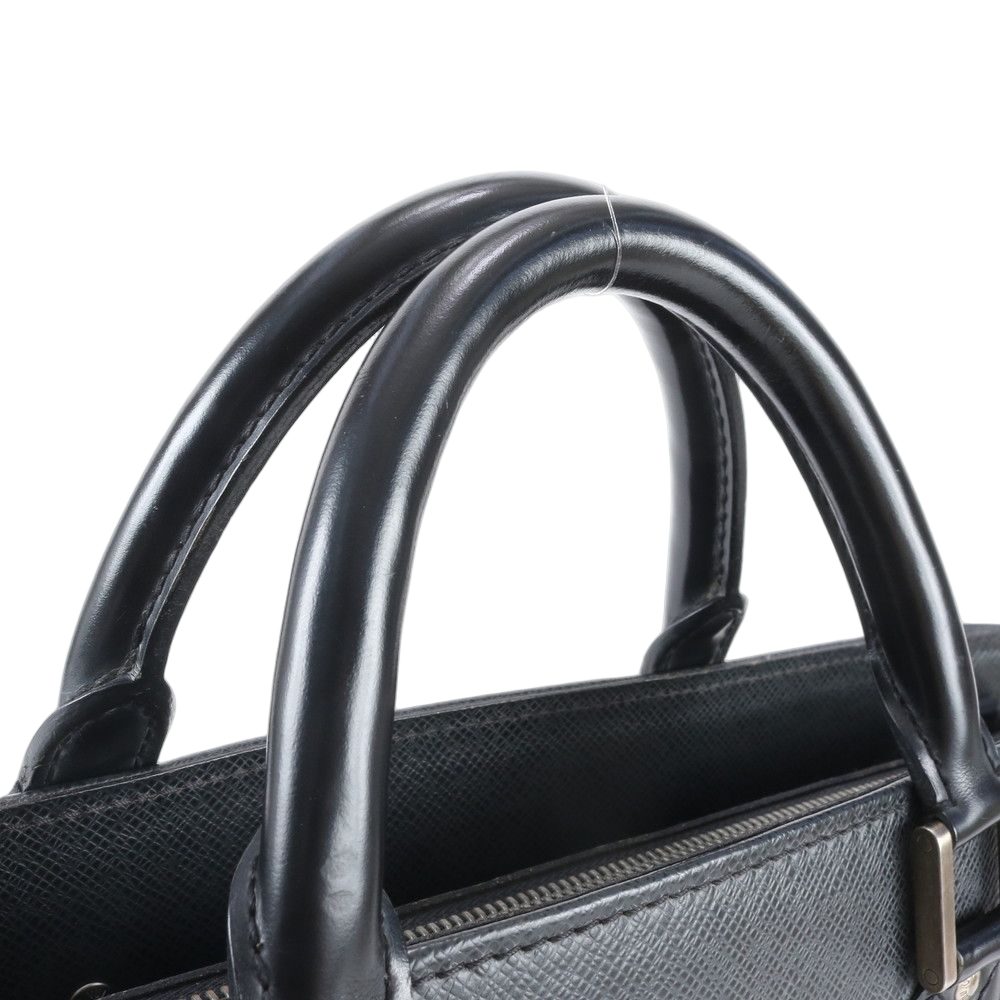 Louis Vuitton Taiga Porte Document Man Rose Leather Business Tote — view 2