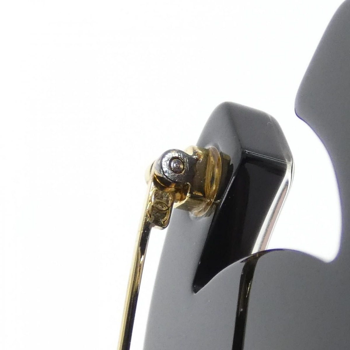 Chanel Brooch Yellow — view 5