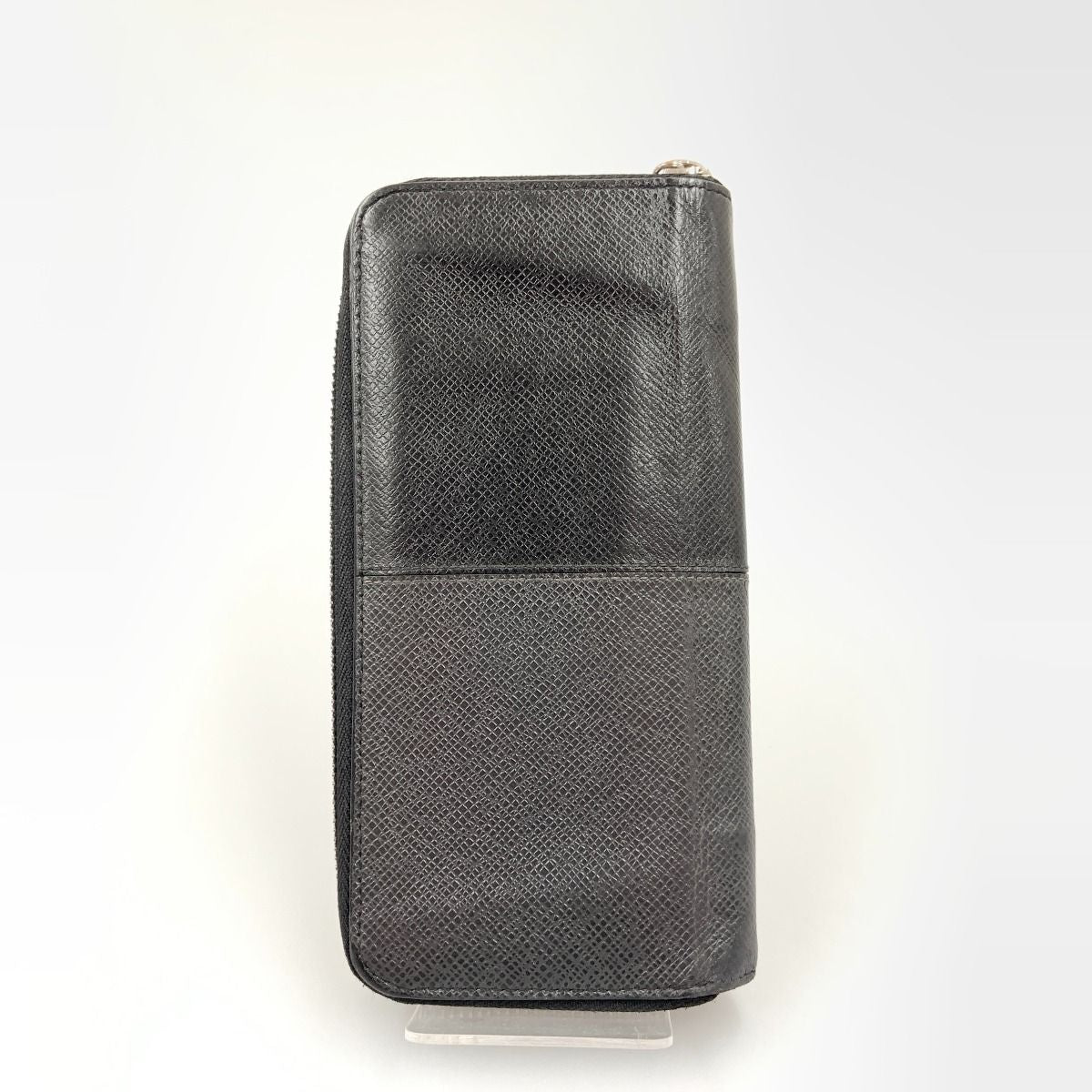 Louis Vuitton Taiga Zippy Wallet Vertical Round Zipper Long — view 3