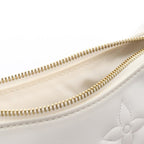 Louis Vuitton Handbag Over the Moon Snow Leather — view 5