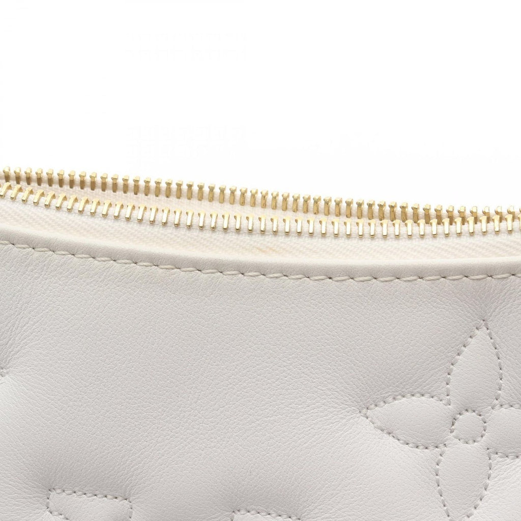 Louis Vuitton Handbag Over the Moon Snow Leather — view 6
