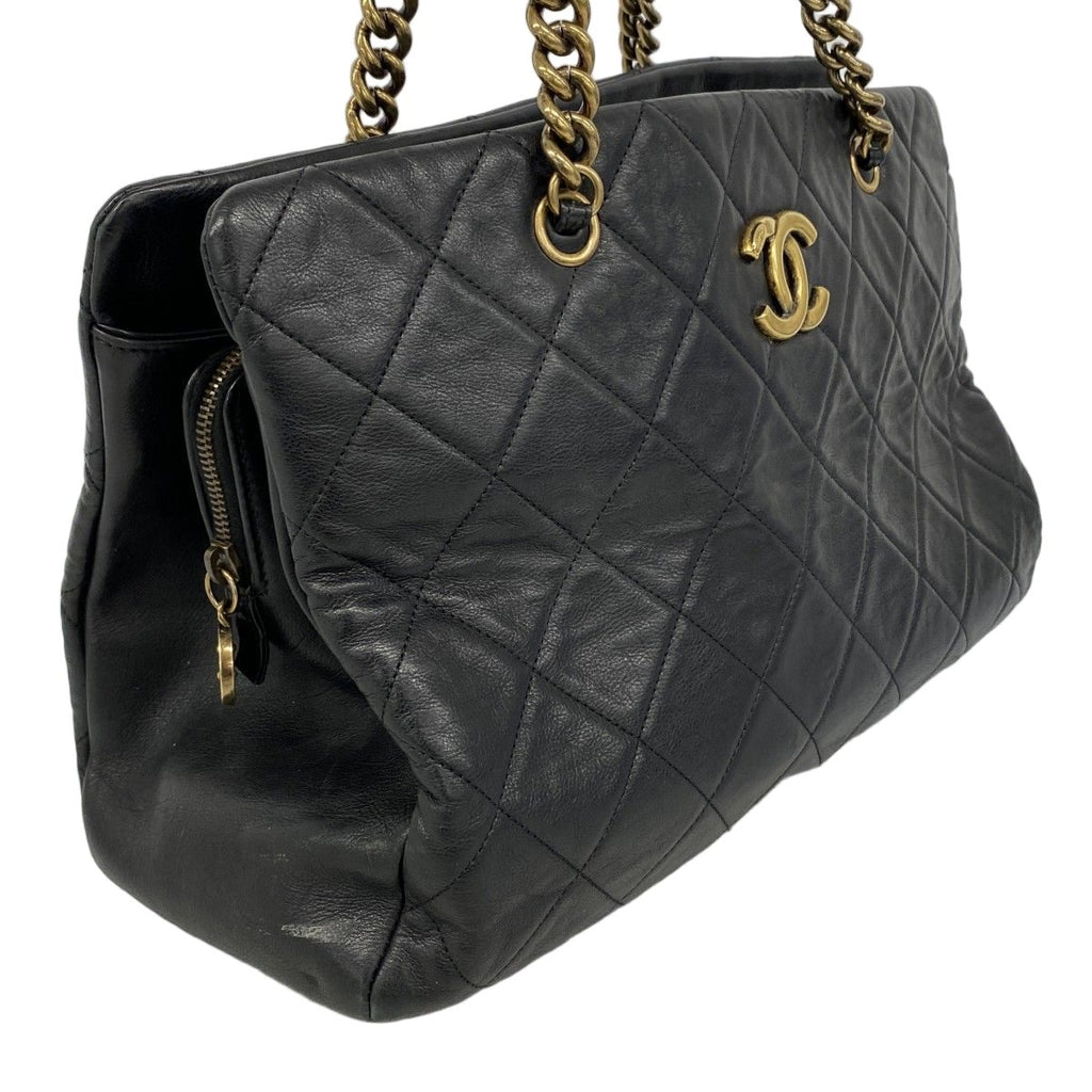 Chanel Chain Tote Quilted Lambskin Black Gold — view 2