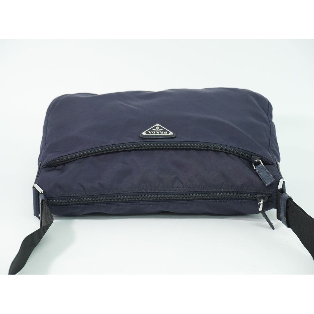 Prada Nylon Shoulder Bag Pochette Navy — view 5
