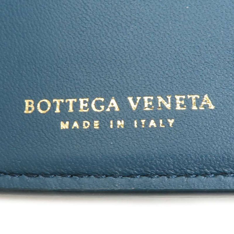 Bottega Veneta Bifold Wallet in Intrecciato — view 9