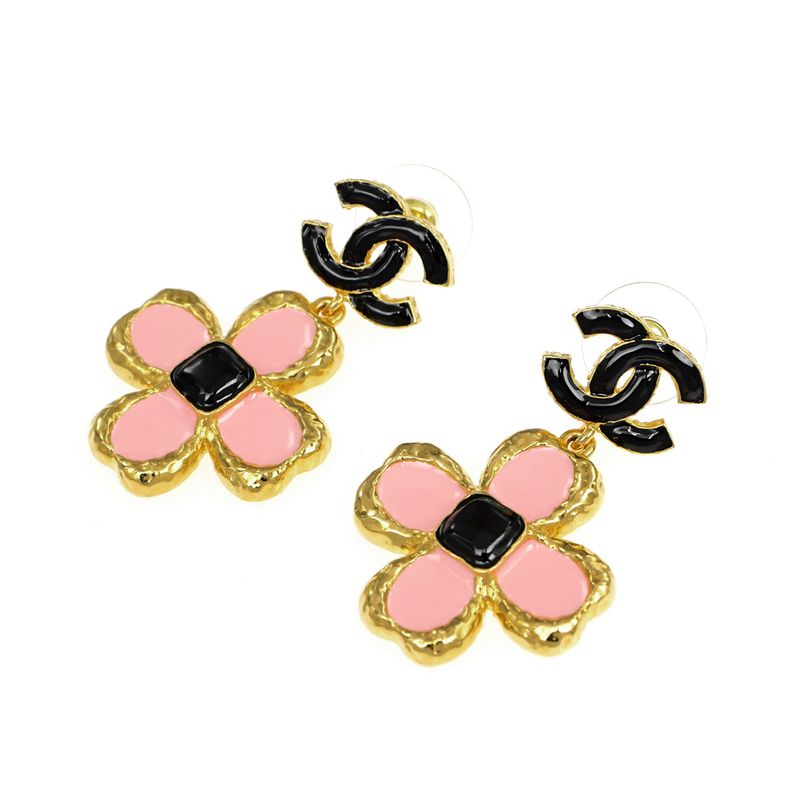 Chanel Flower Motif Earrings Pair Abc244 Pink Black Gold Color Accessori — view 4