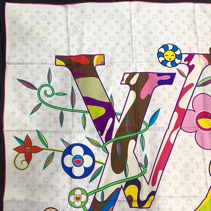 Louis Vuitton Takashi Murakami Collaboration Lvlogo Super Flat Blanc Carre 90 — view 4