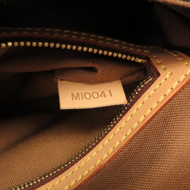 Louis Vuitton Mini Looping Monogram — view 9