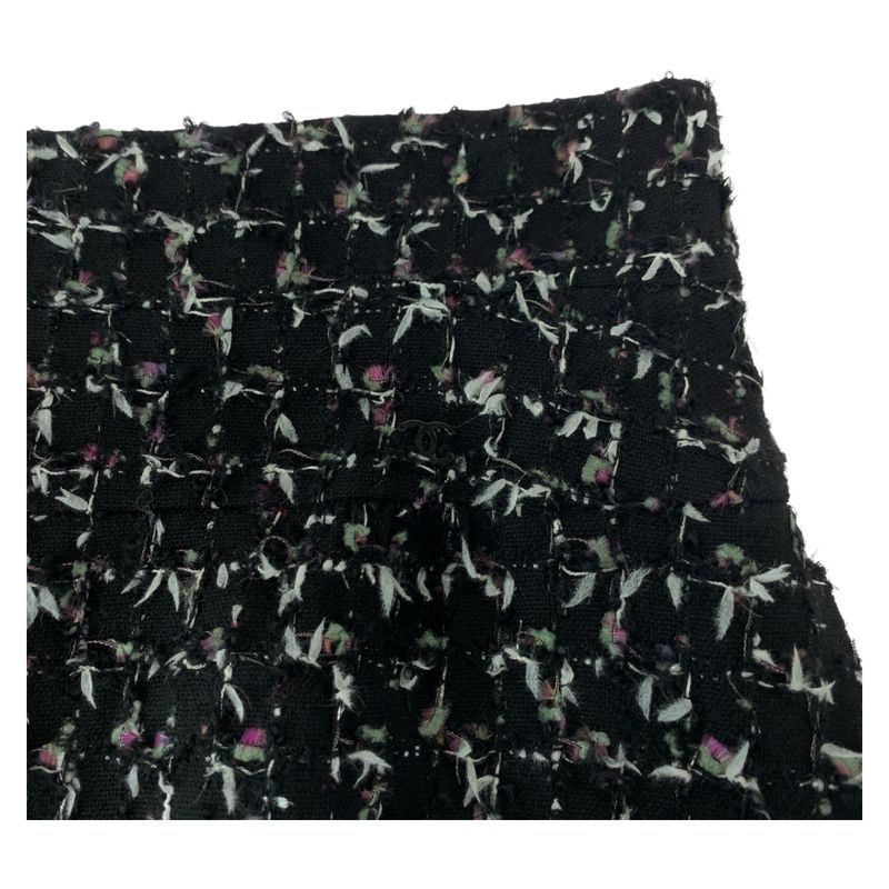 Chanel Tweed Coco Mark Size 38 Black Pink Hardware Wool — view 5