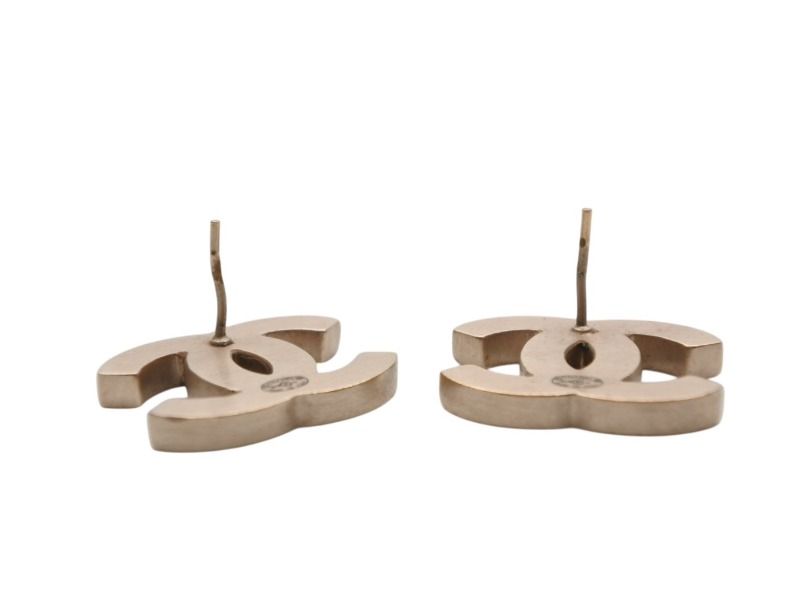 Chanel CC Logo Earrings Gold Black — view 7