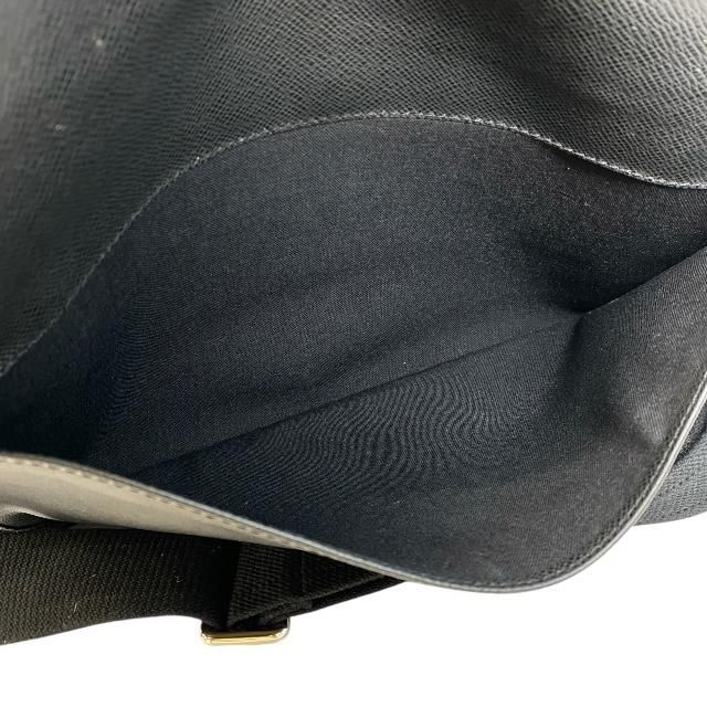Louis Vuitton Taiga Alexei Shoulder Bag Crossbody Leather Black — view 9