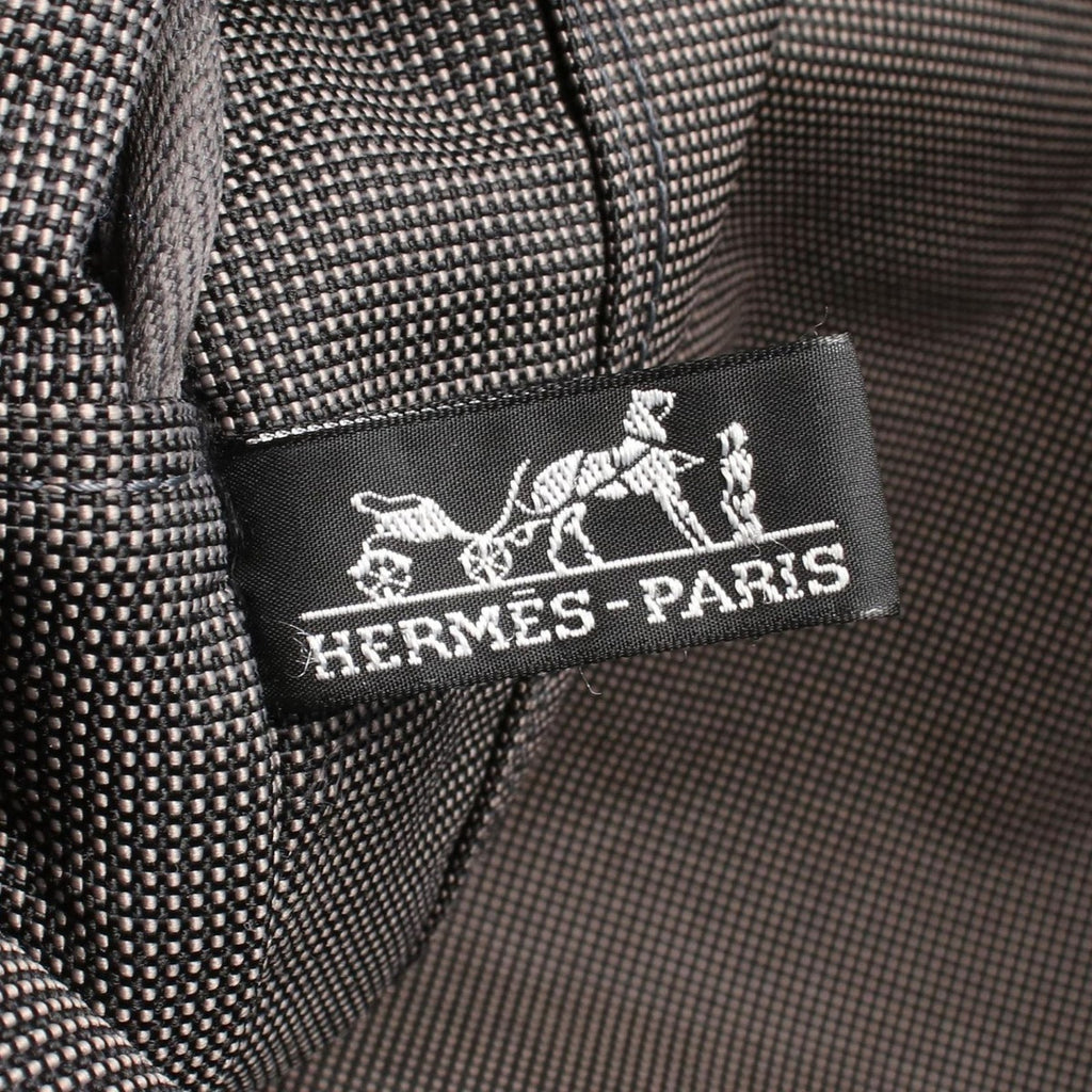 Hermes Tote Her Line MM Gray Canvas — view 4
