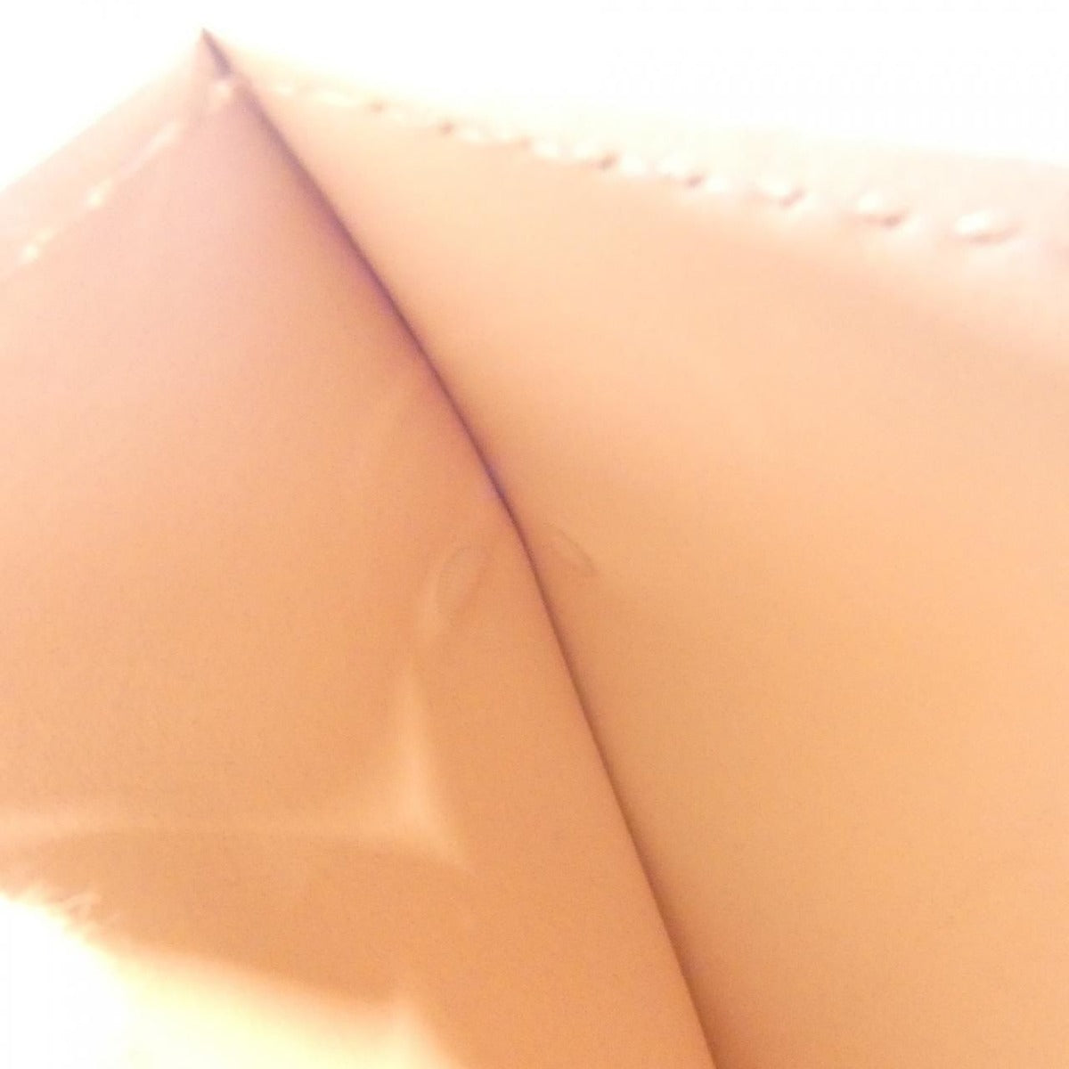Louis Vuitton Mahina Portefeuille Iris Compact Wallet Brume — view 8