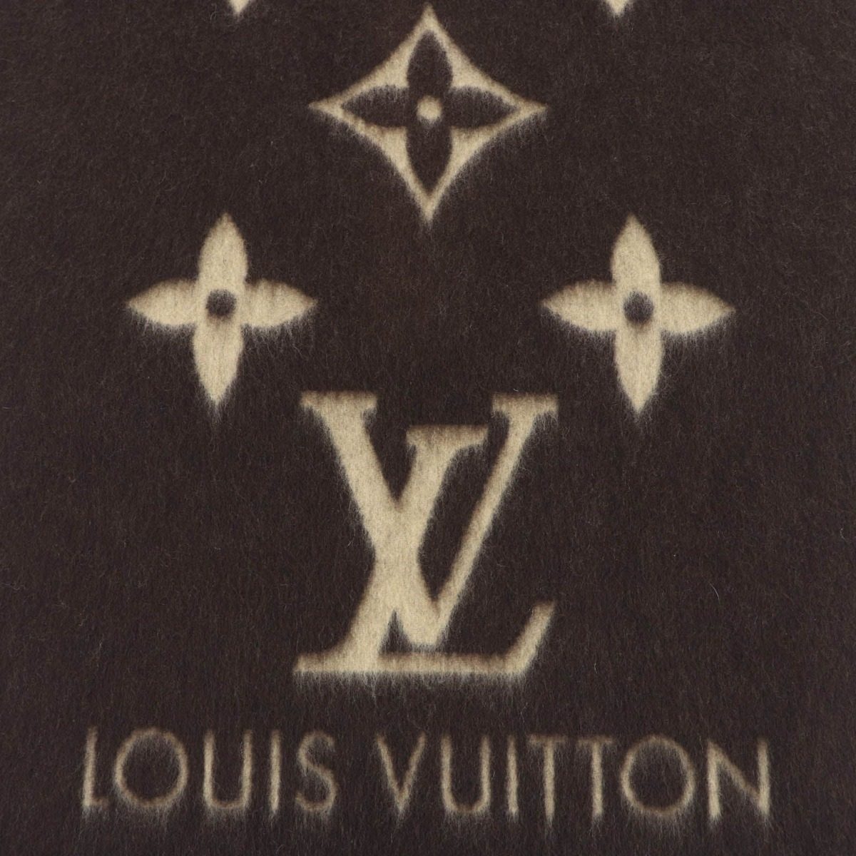 Louis Vuitton Echarpe Reykjavik Cashmere Monogram Scarf with Fringe Brown — view 4