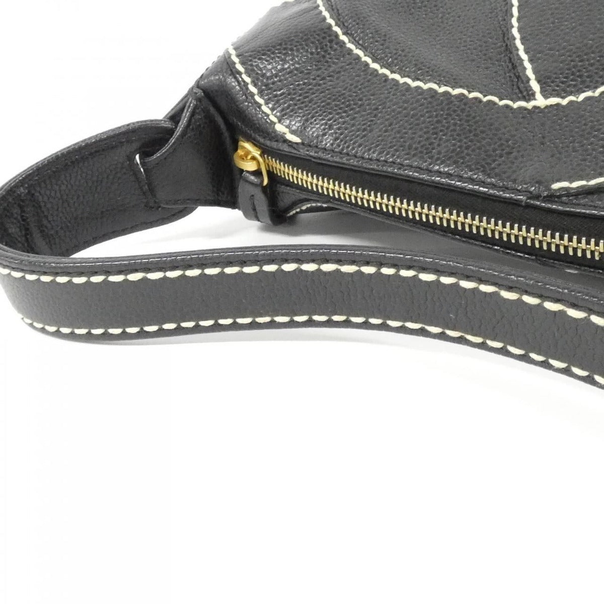 Chanel Vintage Shoulder Bag — view 7