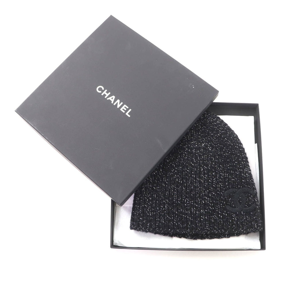 Chanel Cashmere Blend Cruise Collection Show CC Logo Lame Knit — view 2