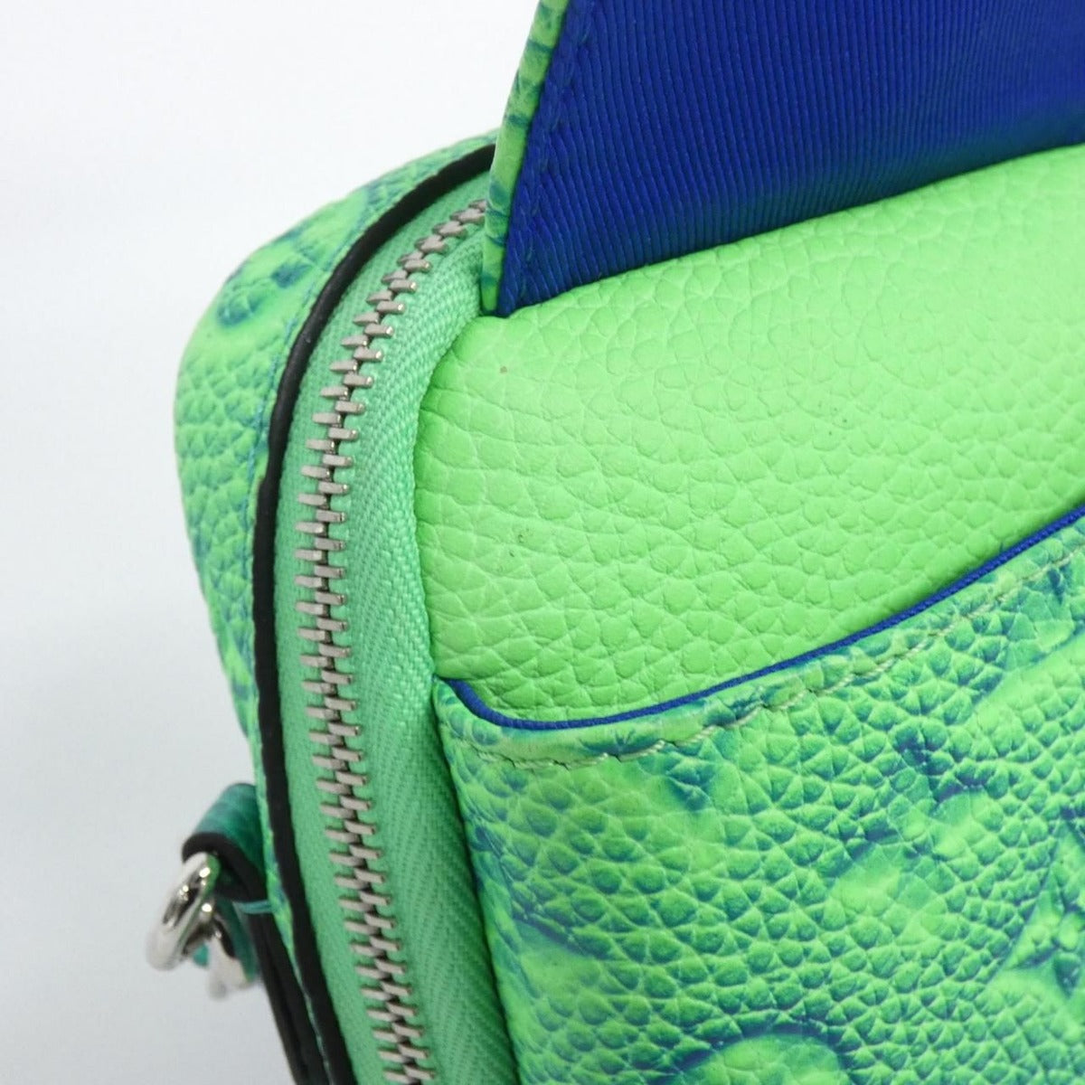 Louis Vuitton Taurillon Illusion Double Phone Pouch Shoulder Bag Bleu Vert — view 4