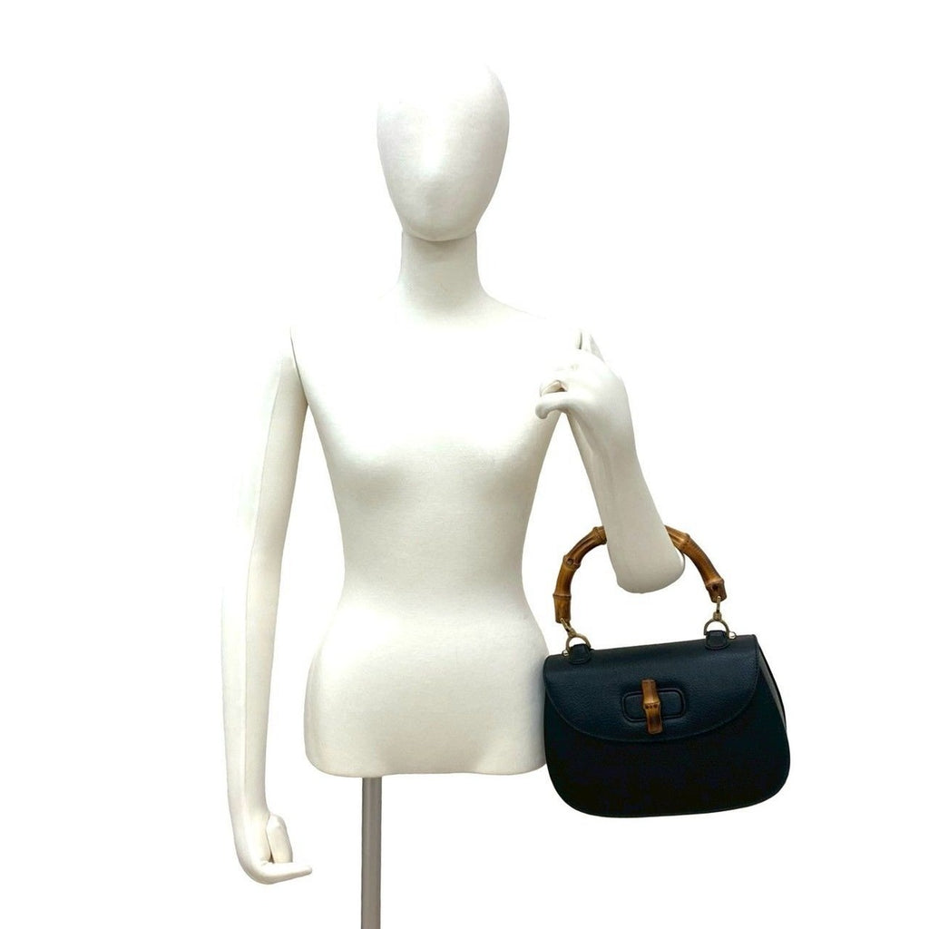 Gucci Vintage Bamboo Leather Turnlock Handbag — view 2