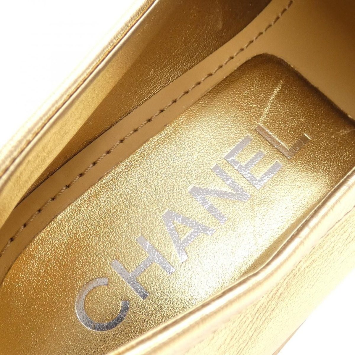 Chanel Shoes Loafers Gold — view 6