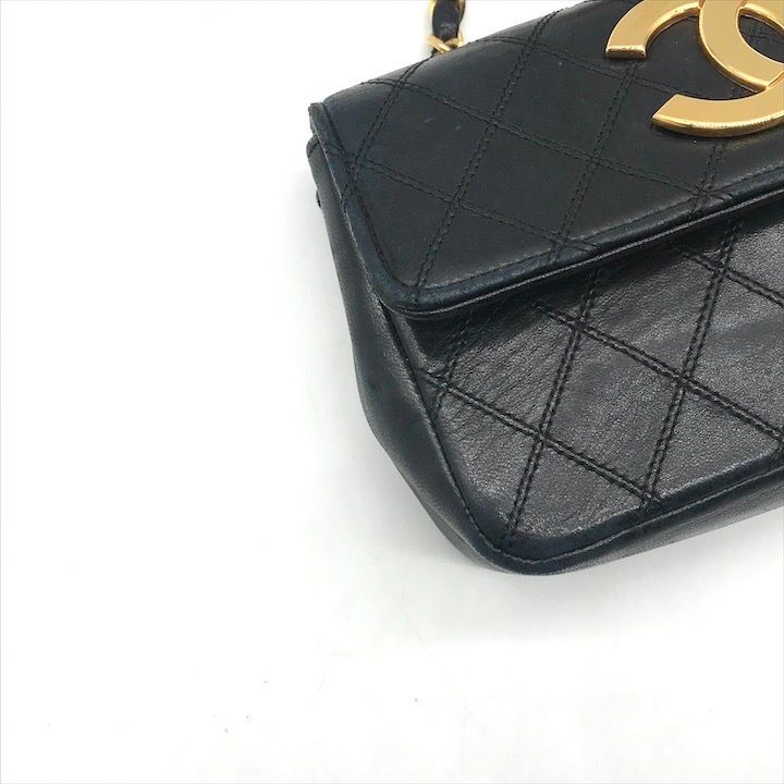 Chanel Big CC Logo Bicolor Push Lock Mini Quilted Chain Shoulder Bag Black — view 6