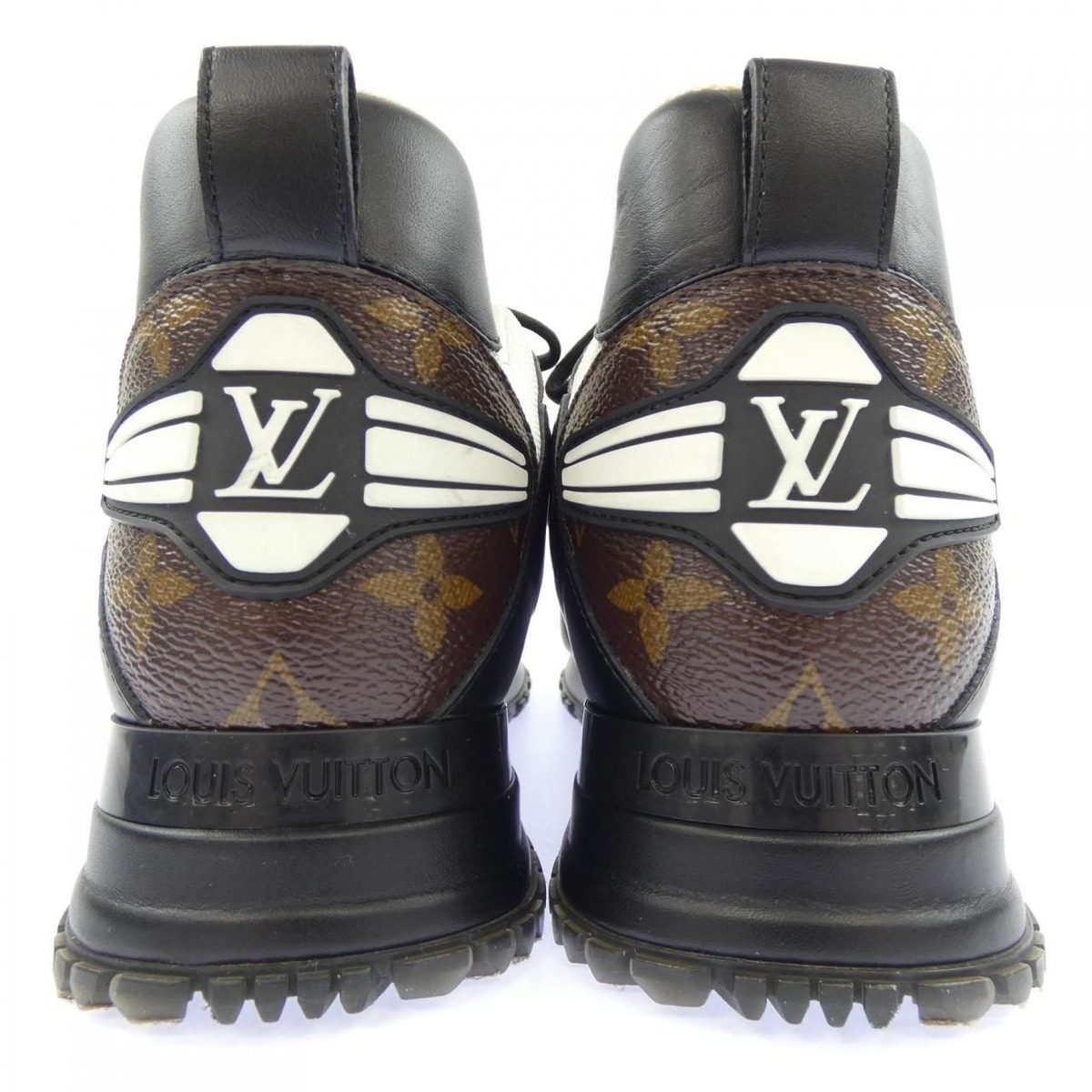 Louis Vuitton Run Away Line Sneakers — view 5