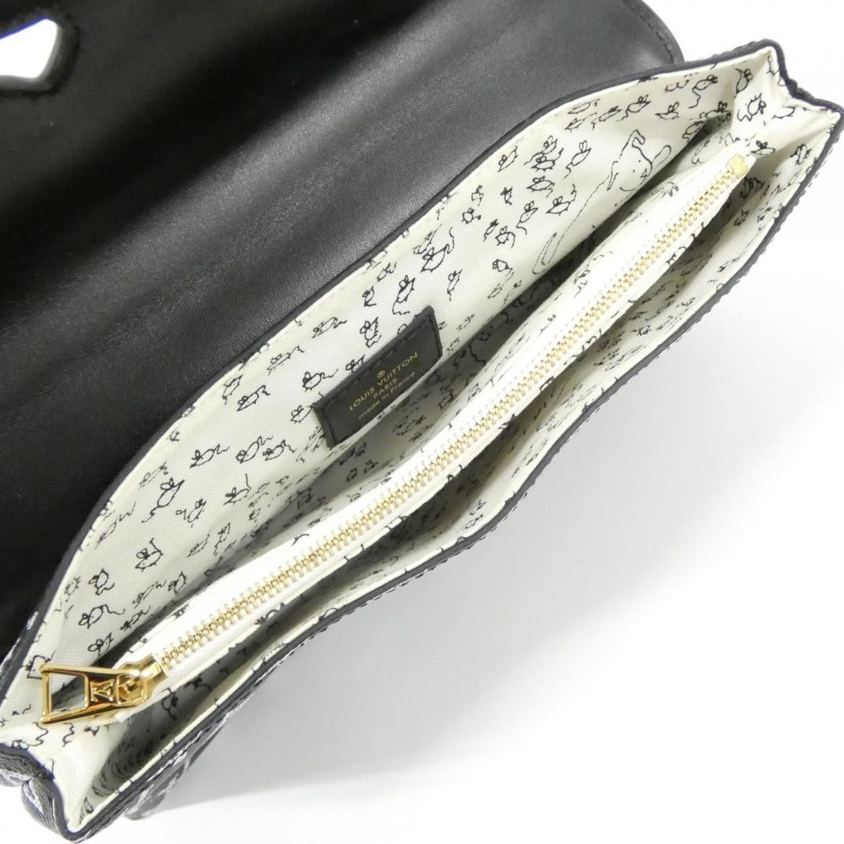Louis Vuitton Cat Glam Pochette Shoulder Bag — view 7