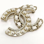 Chanel Brooch Leather Plated Pearl Rhinestone Gold B19