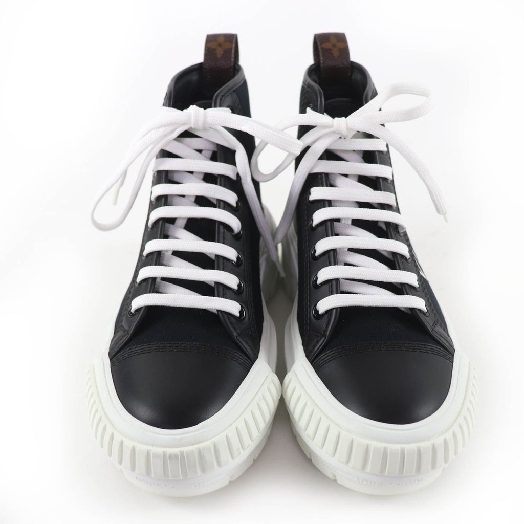 Louis Vuitton LV Squad Sneaker — view 3