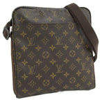 Louis Vuitton Trotteur Boble Shoulder Bag Monogram
