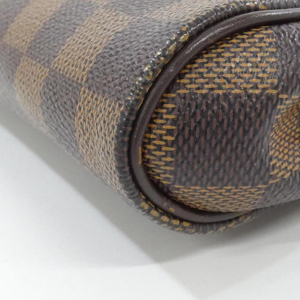 Louis Vuitton Damier Eva Shoulder Bag — view 3