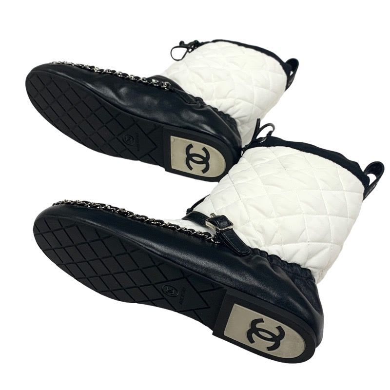 Chanel Boots Short Shoes Nylon Leather White Black Quilted Chain Belt — view 6