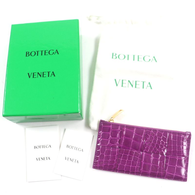 Bottega Veneta Cassette Long Zipper Card Case Maxi Intrecciato Croc Shape — view 3