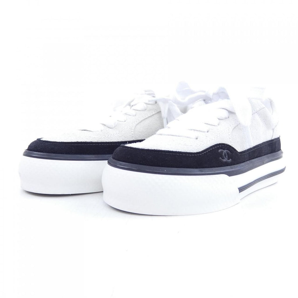 Chanel Sneakers Suede Black — view 3