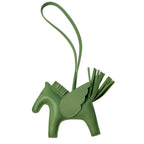 Hermes Rodeo Pegasus Veil Cricket Lambskin Shoulder Bag
