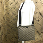 Gucci GG Pattern Supreme Shoulder Bag — view 3