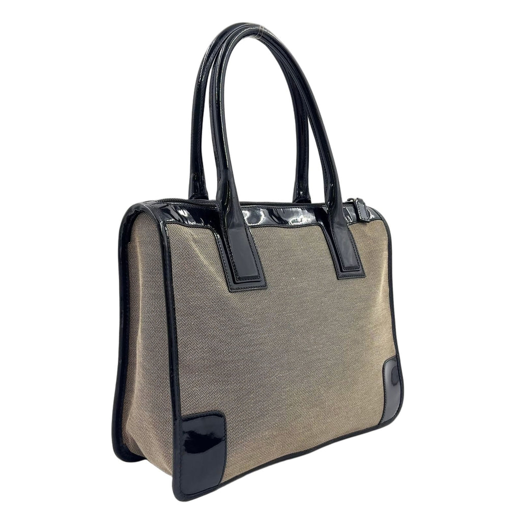 Gucci GG Canvas Enamel Leather Log Plate Black Beige Handbag Silver — view 2