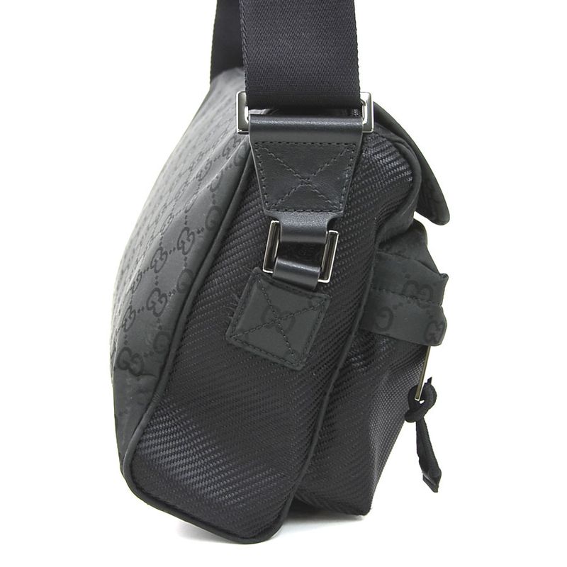 Gucci Shoulder Bag Size 22 — view 2