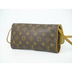 Louis Vuitton LV Pochette Twin GM Monogram 2-Way Shoulder Bag Clutch Brown — view 2