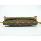 Louis Vuitton LV Pochette Twin GM Monogram 2-Way Shoulder Bag Clutch Brown — view 3