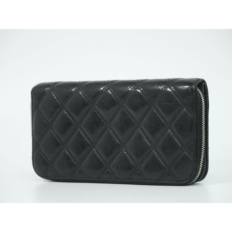 Chanel Paris New York Line Quilted Round Zipper Long Wallet — view 2
