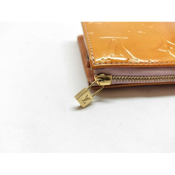 Louis Vuitton Pouch Lexington Marshmallow Pink Monogram Vernis — view 8